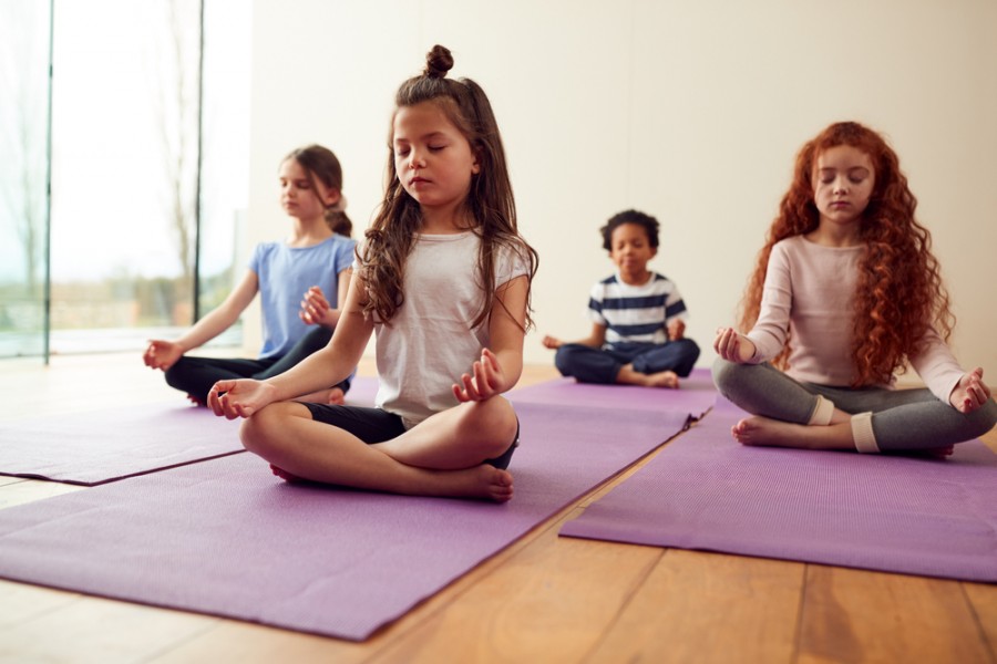 Comment apprendre le yoga aux enfants ?