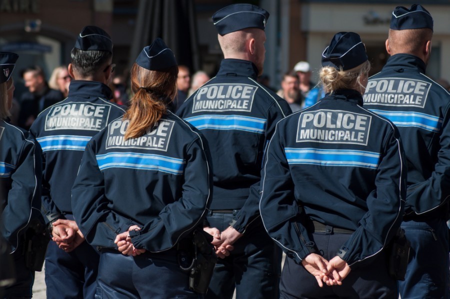 Comment faire pour être dans la police municipale ?