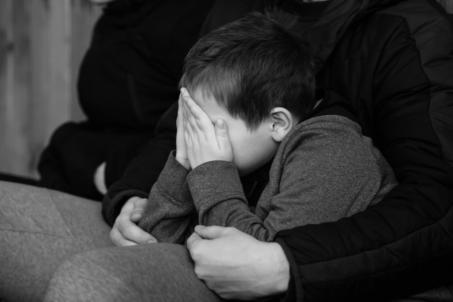 Comprendre l'hypersensibilité chez l'enfant : un tour d'horizon informatif