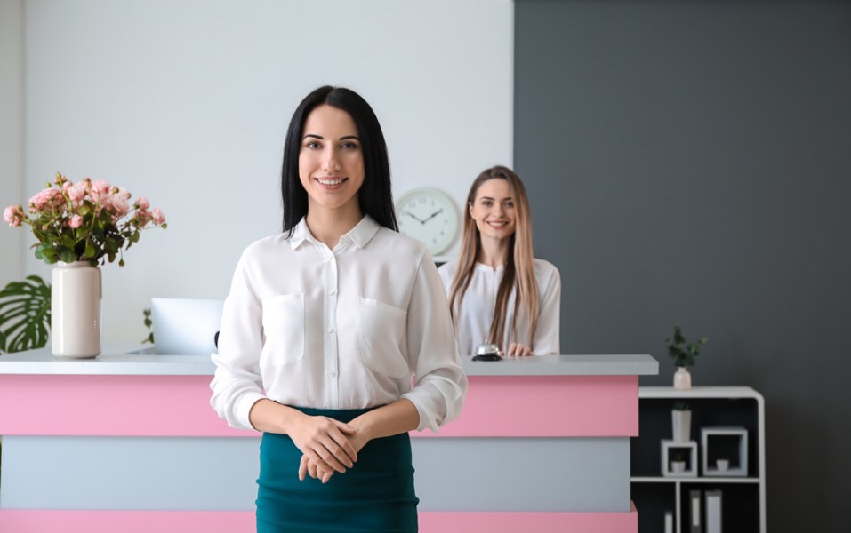 Formation hôtesse d'accueil : où s'informer pour choisir une formation !